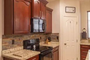 14540 W Jenan Dr, Surprise, AZ 85379 - Photo 13