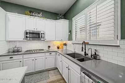 15611 N 176th Lane, Surprise, AZ 85388 - Photo 23