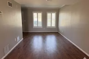 746 E Strahan Dr, Tempe, AZ 85283 - Photo 3