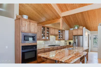 18250 S Backwoods Trail, Peeples Valley, AZ 86332 - Photo 17