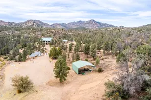 18250 S Backwoods Trail, Peeples Valley, AZ 86332 - Photo 11