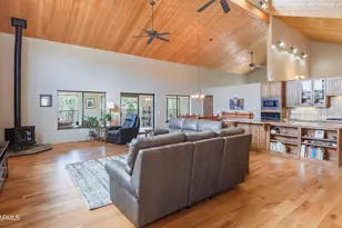 18250 S Backwoods Trail, Peeples Valley, AZ 86332 - Photo 13