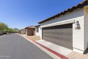2930 N Raven, Mesa, AZ 85207 - Photo 29