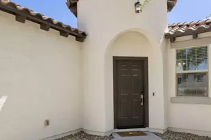 2930 N Raven, Mesa, AZ 85207 - Photo 31