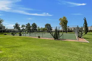 1026 E Bendix Dr, Tempe, AZ 85283 - Photo 37
