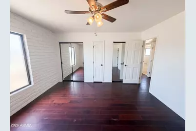 2326 W Paradise Drive, Phoenix, AZ 85029 - Photo 17