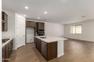 17252 W Saguaro Vis Dr, Surprise, AZ 85387 - Photo 7