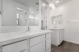 17280 W Saguaro Vis Dr, Surprise, AZ 85387 - Photo 9