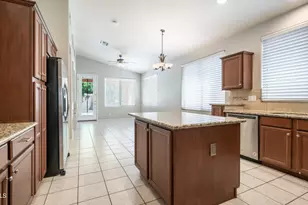 6904 W Pontiac Dr, Glendale, AZ 85308 - Photo 5