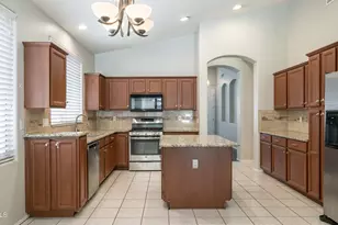 6904 W Pontiac Dr, Glendale, AZ 85308 - Photo 9