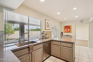 10049 North 25th Pl, Phoenix, AZ 85028 - Photo 23