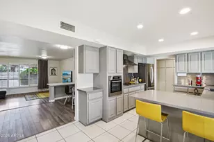 10049 North 25th Pl, Phoenix, AZ 85028 - Photo 21