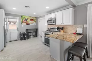 8301 E Monterosa St, Scottsdale, AZ 85251 - Photo 23