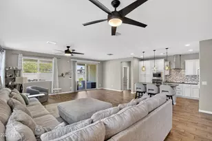 18102 W Candelaria Dr, Surprise, AZ 85387 - Photo 11