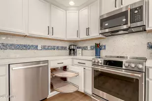 21320 N 56th St, Phoenix, AZ 85054 - Photo 11