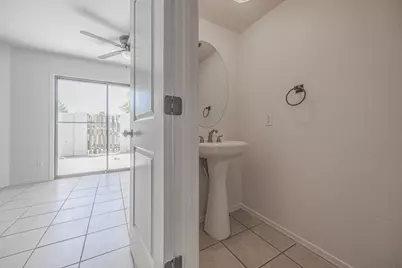 7801 N 44th Drive #1075, Glendale, AZ 85301 - Photo 9