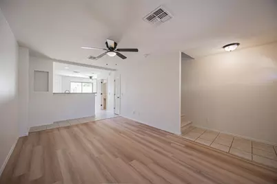 7801 N 44th Drive #1075, Glendale, AZ 85301 - Photo 3