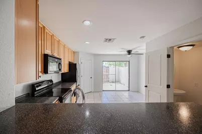 7801 N 44th Drive #1075, Glendale, AZ 85301 - Photo 7