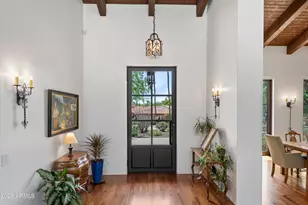 5434 E Camel Hill Rd, Phoenix, AZ 85018 - Photo 9