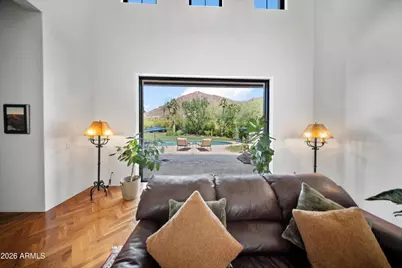 5434 E Camelhill Road, Phoenix, AZ 85018 - Photo 17