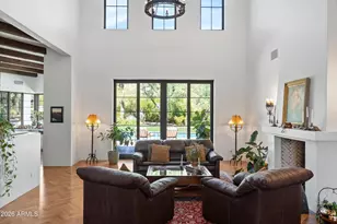5434 E Camel Hill Rd, Phoenix, AZ 85018 - Photo 5