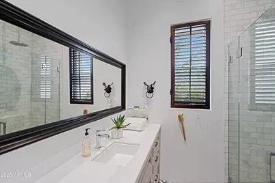 5434 E Camelhill Road, Phoenix, AZ 85018 - Photo 59