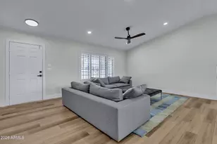 21406 S Greenfield Rd, Gilbert, AZ 85298 - Photo 5