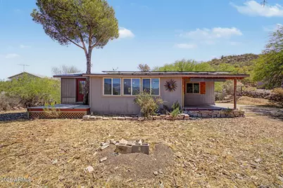 33541 S Mountain View Road, Black Canyon City, AZ 85324 - Photo 1