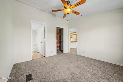 33541 S Mountain View Road, Black Canyon City, AZ 85324 - Photo 19