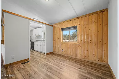 33541 S Mountain View Road, Black Canyon City, AZ 85324 - Photo 13