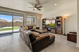 17055 W Jenan Rd, Surprise, AZ 85388 - Photo 19