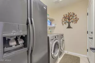 3922 E Carson Rd, Phoenix, AZ 85042 - Photo 15