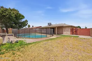 3731 West Myrtle Ave, Phoenix, AZ 85051 - Photo 25