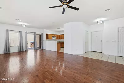 9590 N 81st Drive, Peoria, AZ 85345 - Photo 11