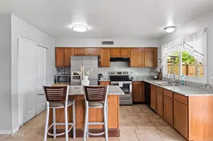 7130 W Flower St, Phoenix, AZ 85033 - Photo 7