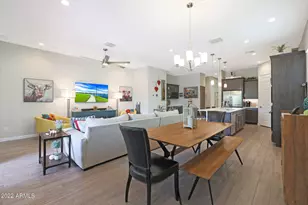18233 N 66th Way, Phoenix, AZ 85054 - Photo 5