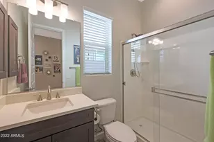 18233 N 66th Way, Phoenix, AZ 85054 - Photo 13