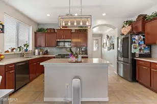 9519 N 84th Ave, Peoria, AZ 85345 - Photo 11
