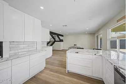 4540 W Brown Street, Glendale, AZ 85302 - Photo 9