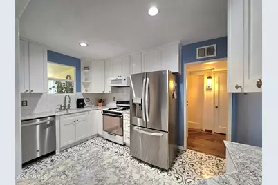 1306 W Clarendon Avenue, Phoenix, AZ 85013 - Photo 13