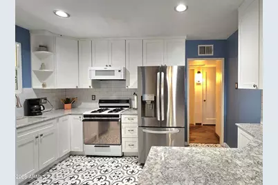 1306 W Clarendon Avenue, Phoenix, AZ 85013 - Photo 13