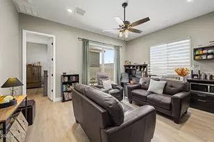 13520 W Phacelia Ln, Peoria, AZ 85383 - Photo 25