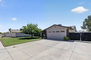 7539 W Highland Ave, Phoenix, AZ 85033 - Photo 47