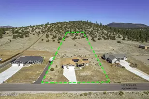 8951 Richfield Dr, Flagstaff, AZ 86004 - Photo 3