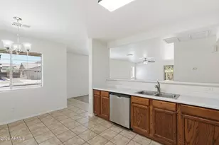 3316 S 80th Dr, Phoenix, AZ 85043 - Photo 11