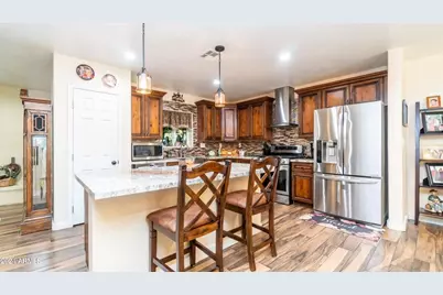 1011 W Northern Avenue, Phoenix, AZ 85021 - Photo 9