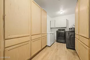 7362 E Halifax Cir, Mesa, AZ 85207 - Photo 23