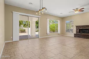 2018 E Beautiful Ln, Phoenix, AZ 85042 - Photo 3