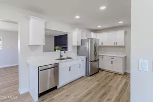 314 W Minton St, Phoenix, AZ 85041 - Photo 1