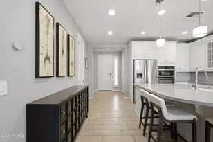 8963 W Seldon Ln, Peoria, AZ 85345 - Photo 9